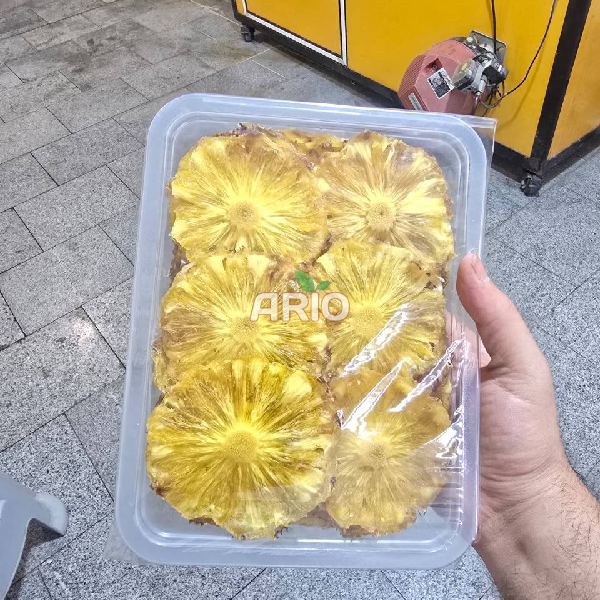 Dried pineapple